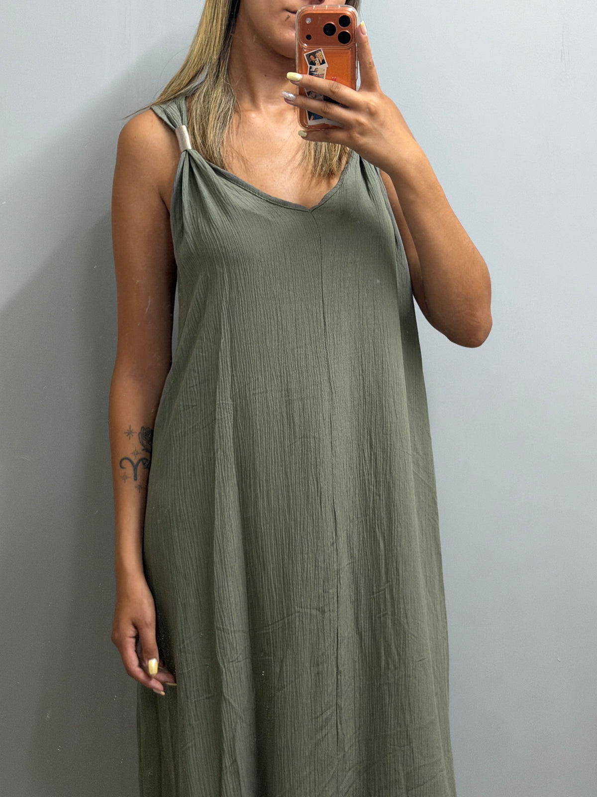 Robe longue fluide – Élégance & confort