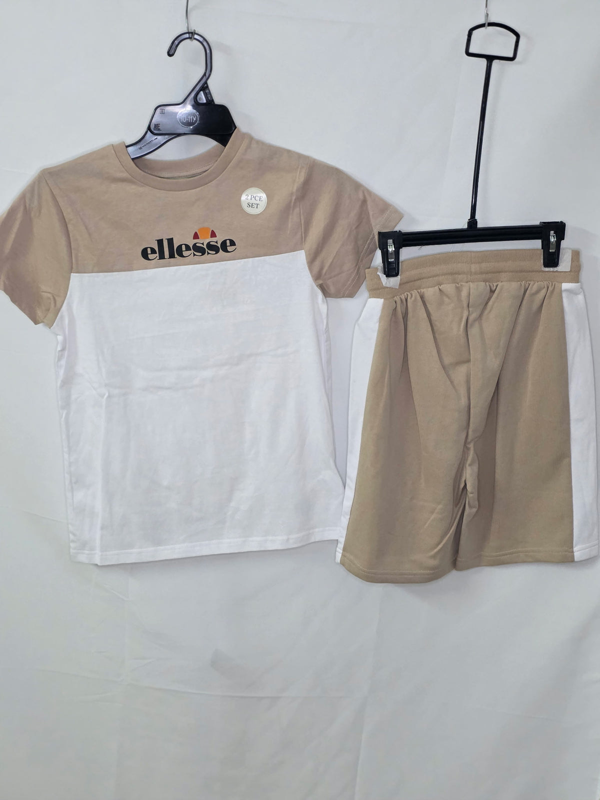 Ensemble Ellesse beige et blanc ado